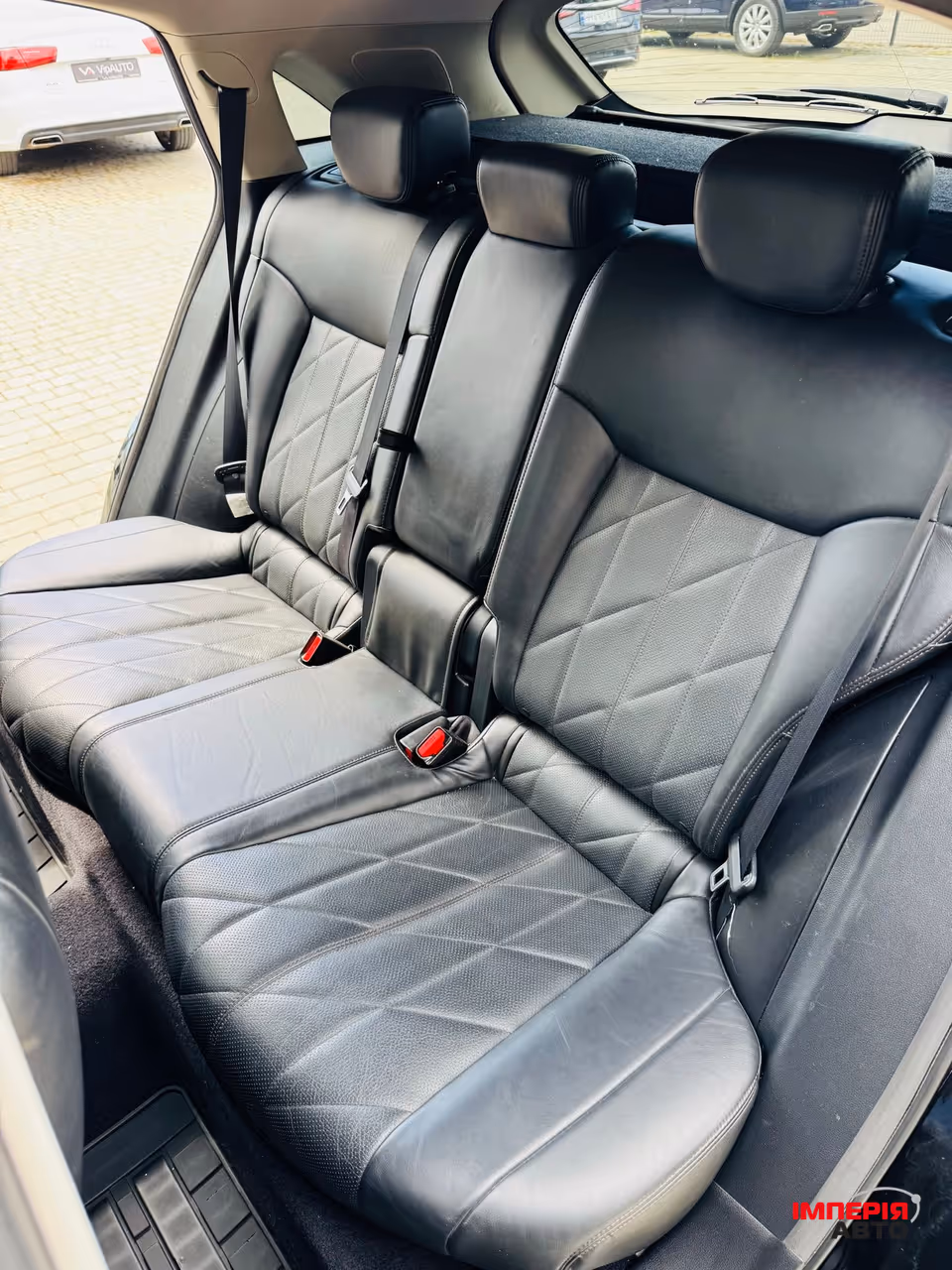 Infiniti FX - фото 10