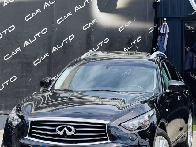 Infiniti FX - фото 1