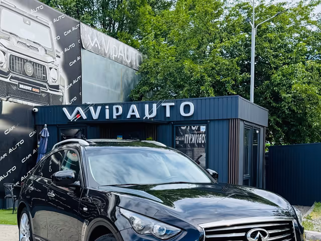Infiniti FX - фото 3