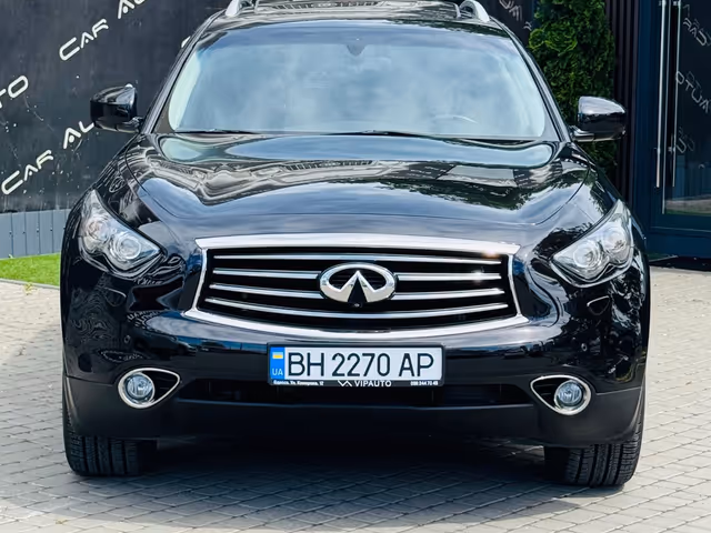 Infiniti FX - фото 2
