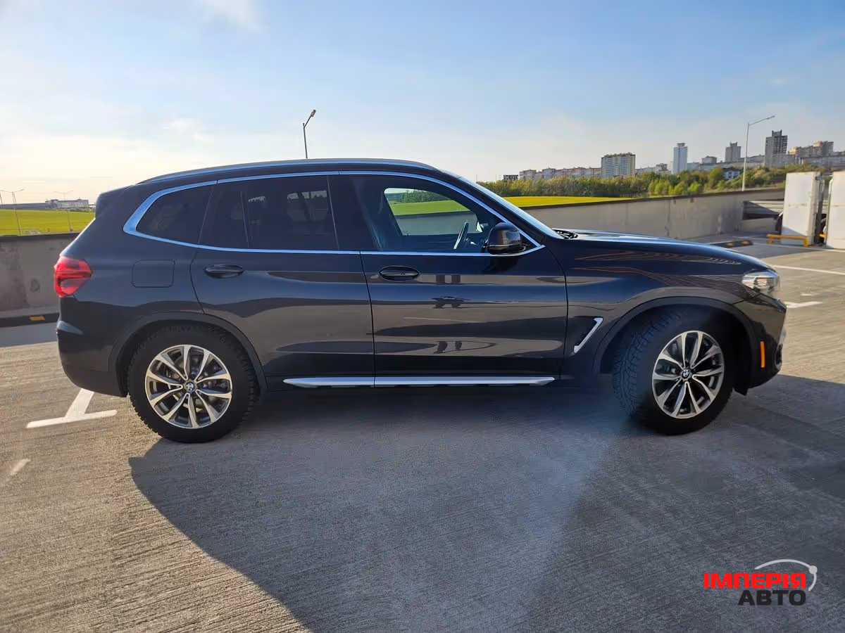BMW X3 - фото 5