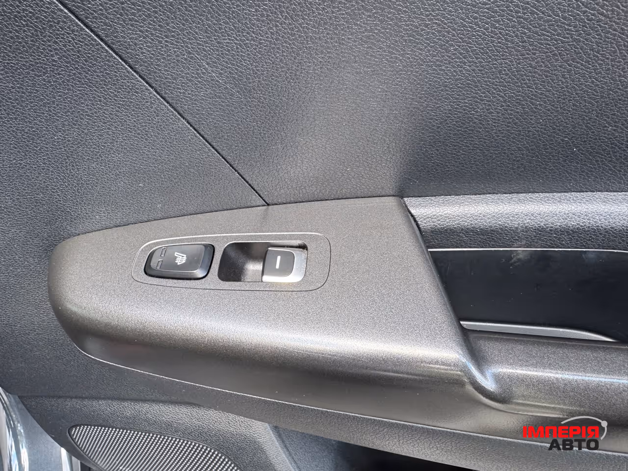 Kia Sportage - фото 11