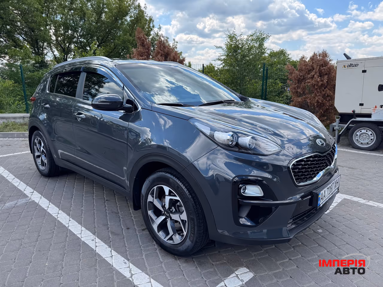 Kia Sportage - фото 1