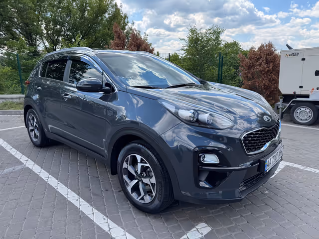 Kia Sportage - фото 1
