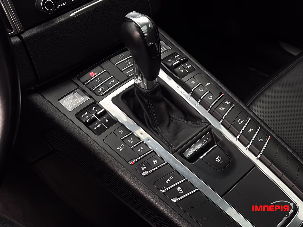 Porsche Macan - фото 47