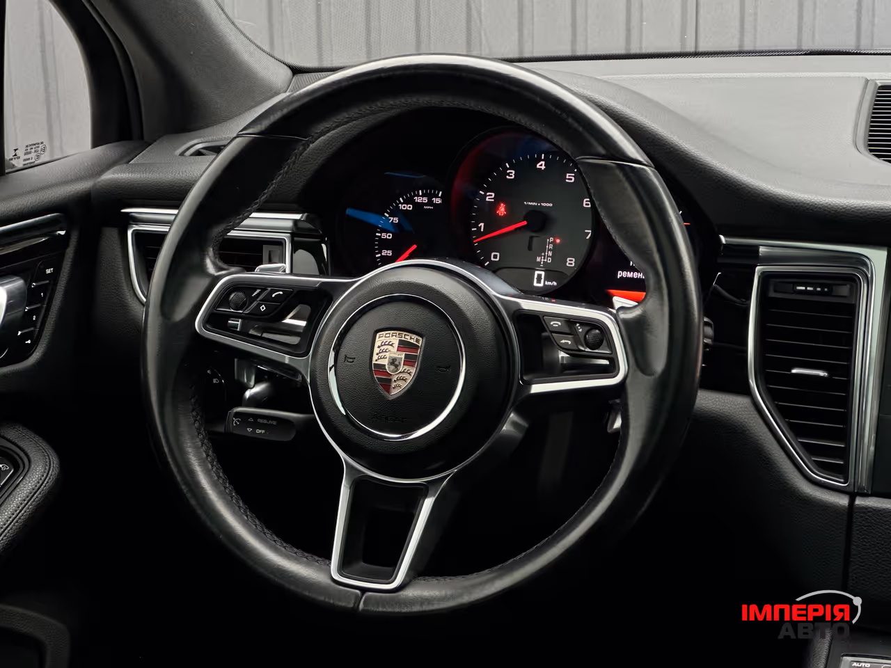 Porsche Macan - фото 32