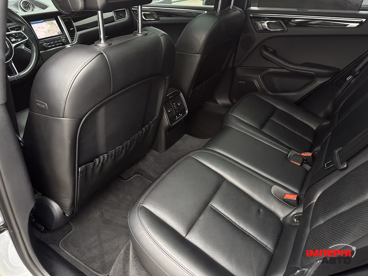 Porsche Macan - фото 22