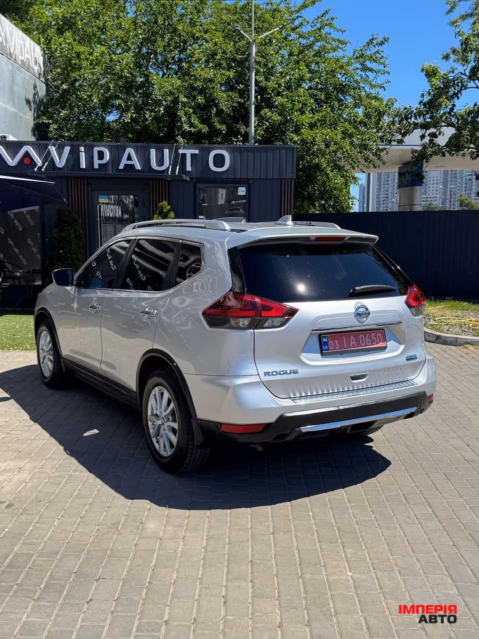 Nissan Rogue - фото 3