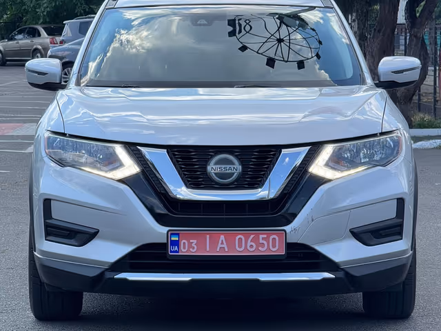 Nissan Rogue - зображення 1