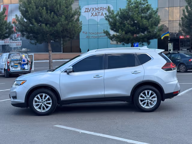 Nissan Rogue - зображення 2