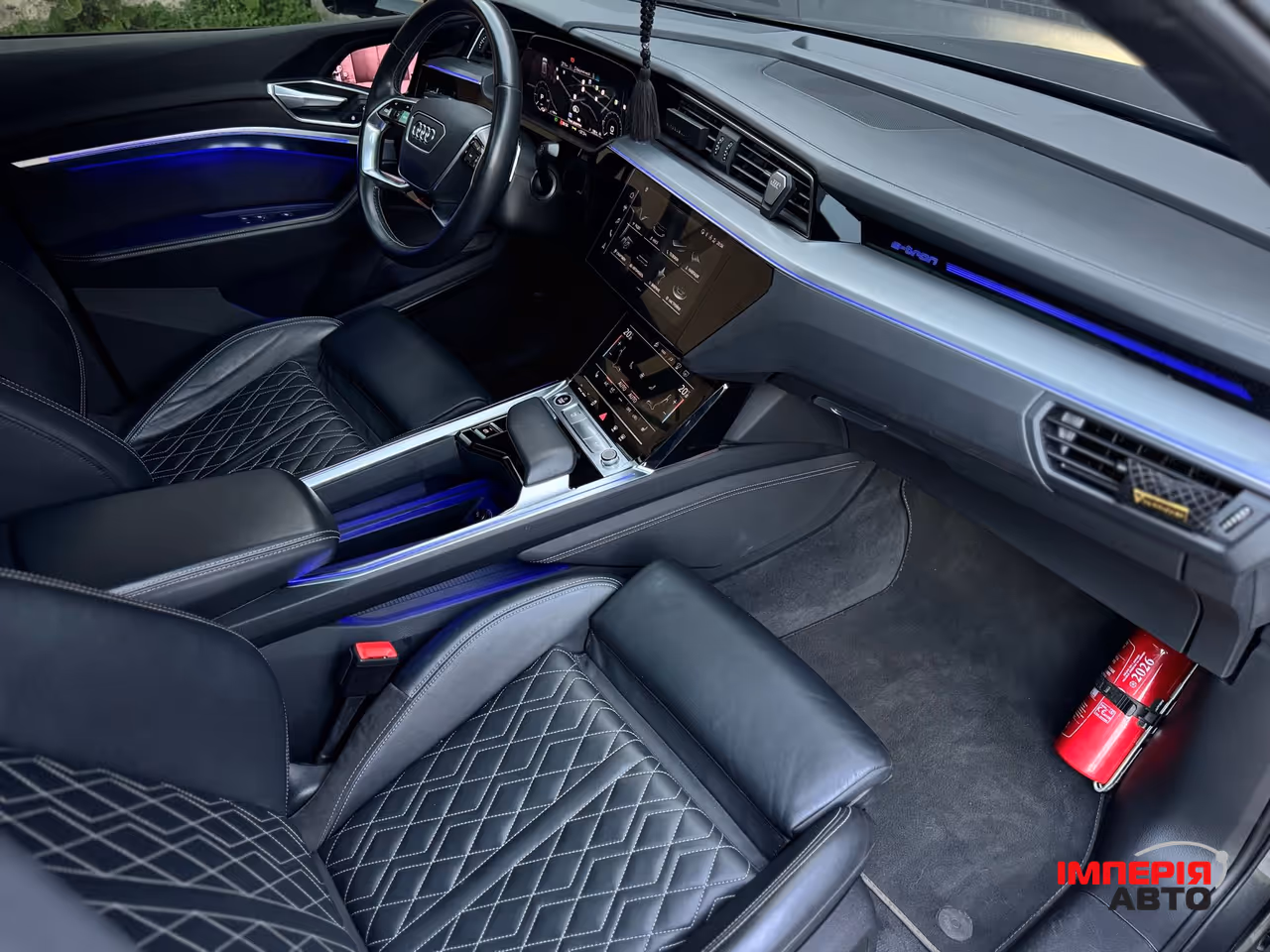 Audi e-tron Sportback - фото 20