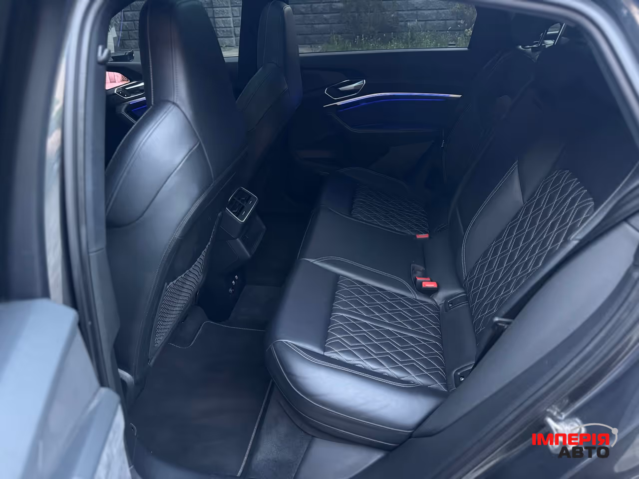 Audi e-tron Sportback - фото 15