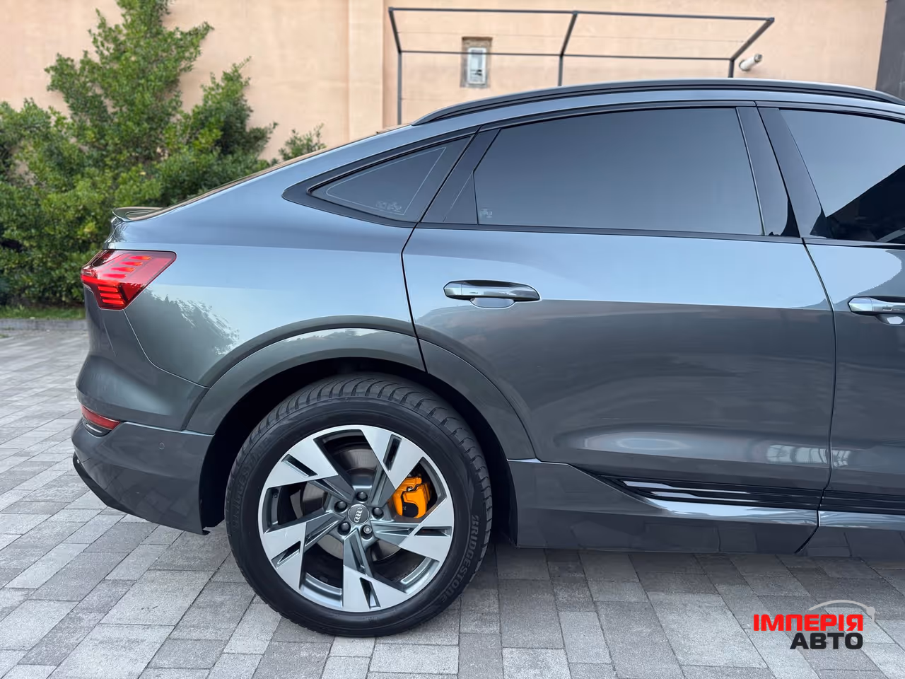 Audi e-tron Sportback - фото 33