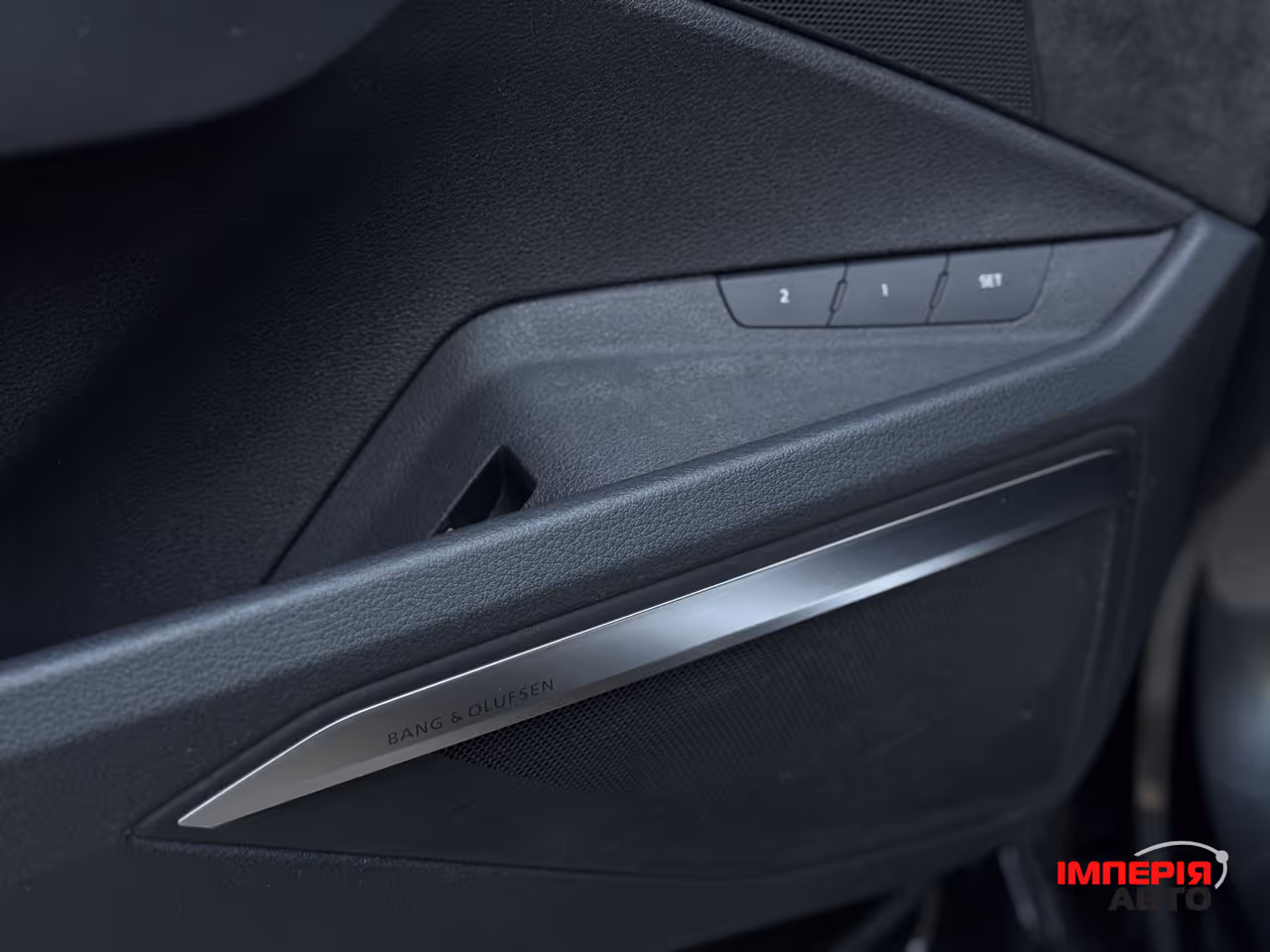 Audi e-tron Sportback - фото 12