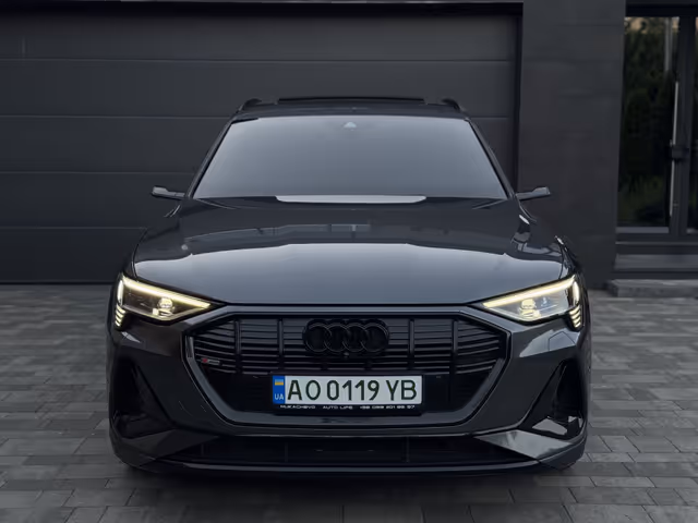 Audi e-tron Sportback - фото 2