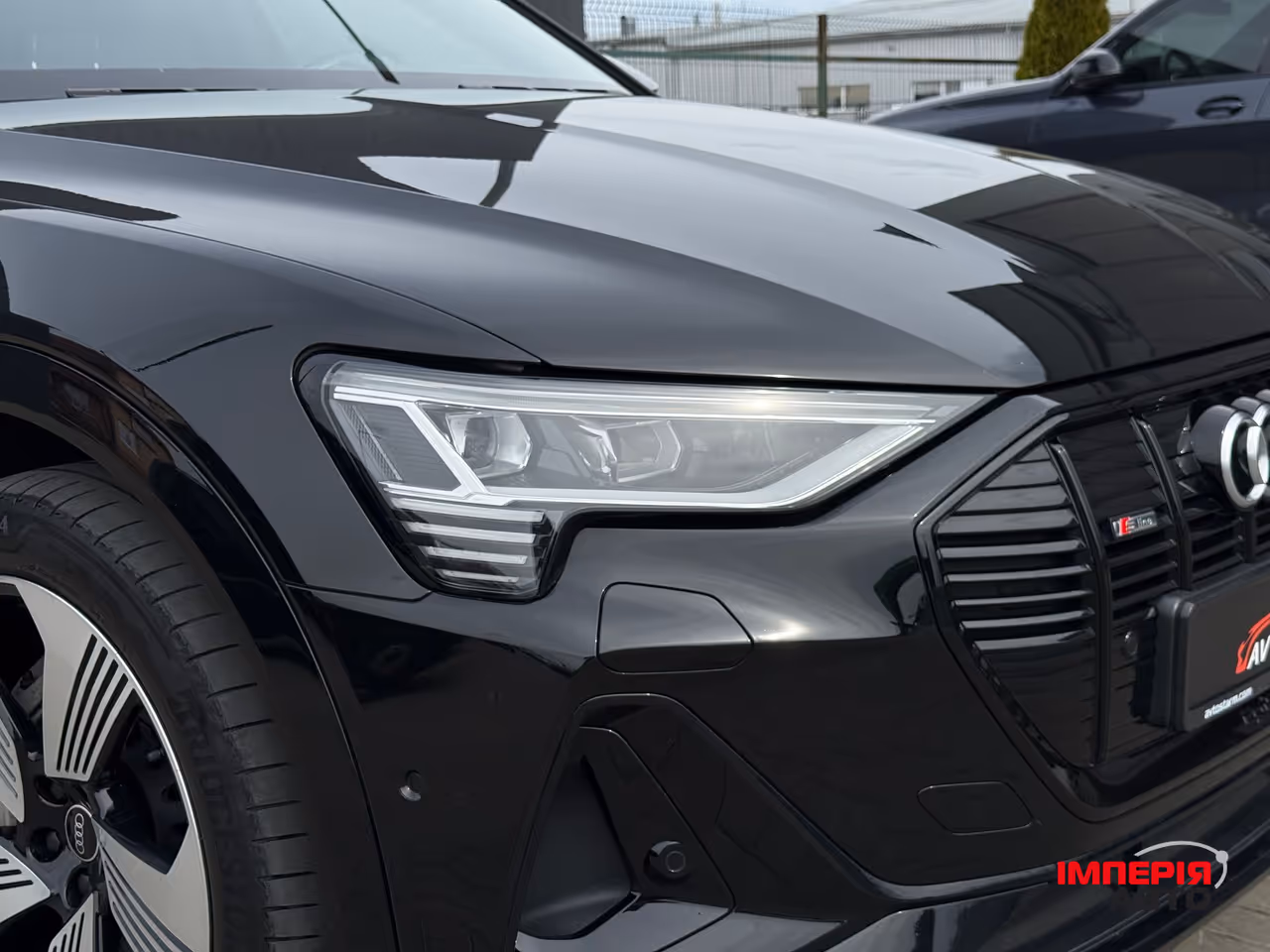 Audi e-tron S - фото 5