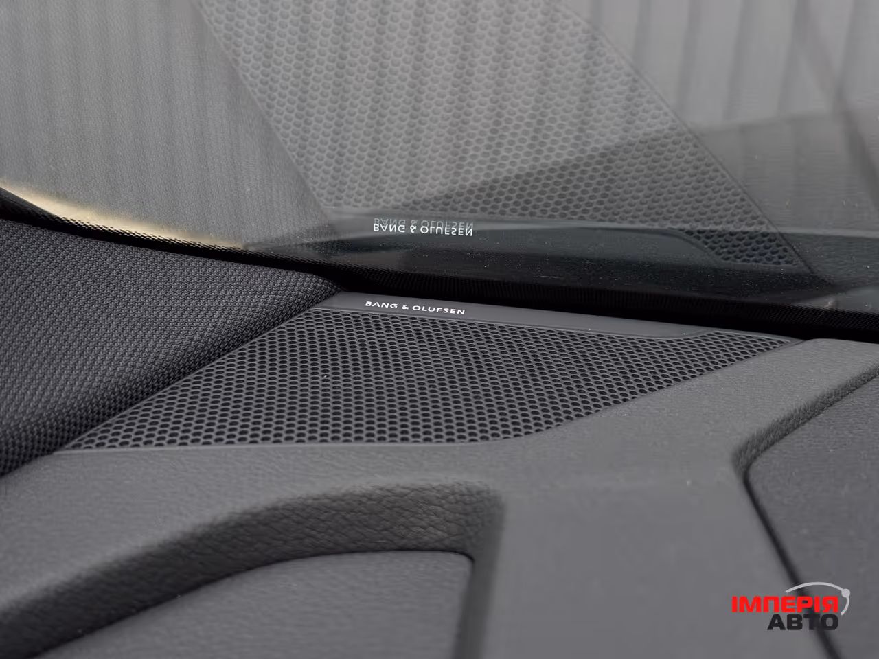 Audi e-tron S - фото 49