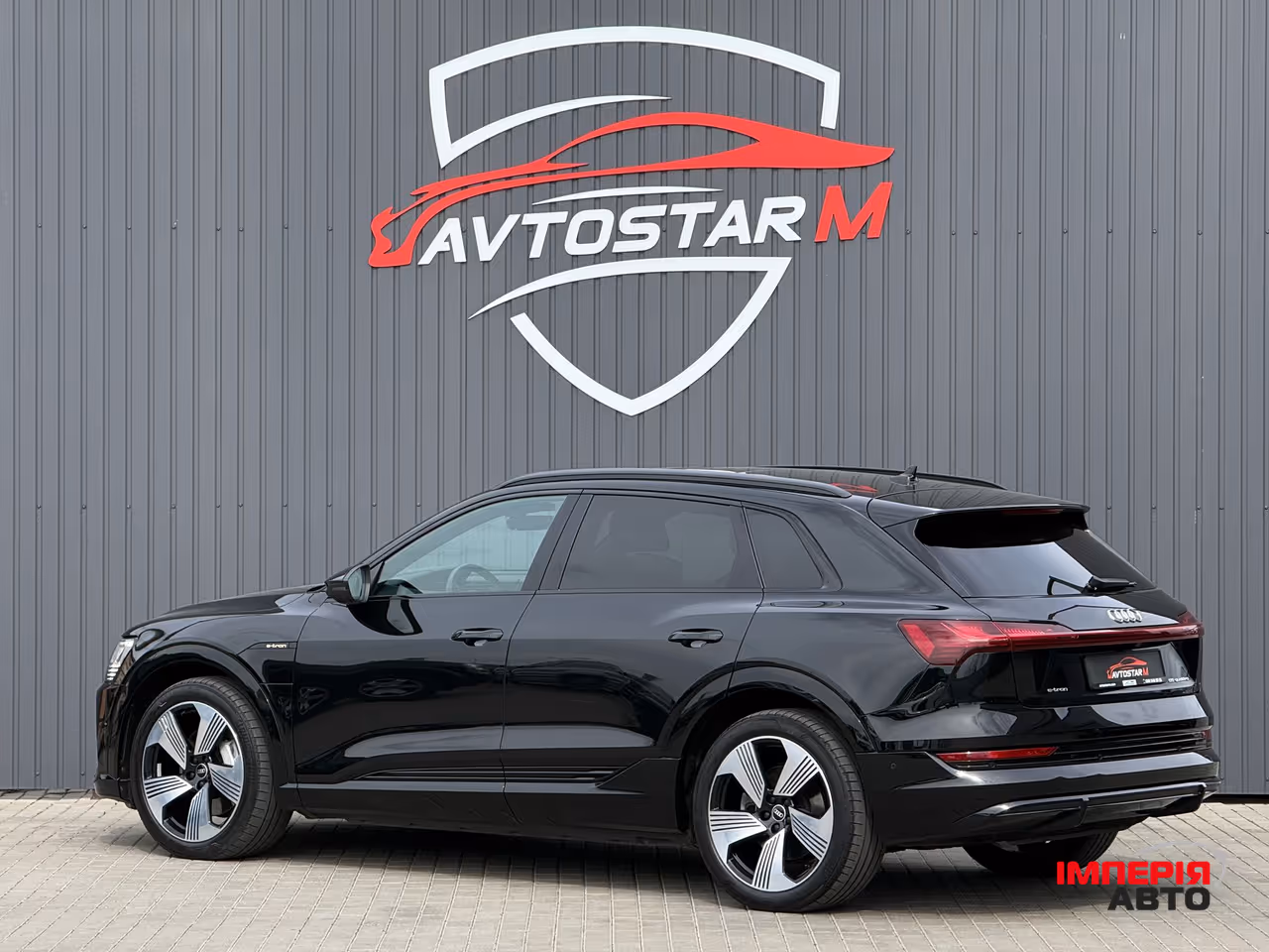 Audi e-tron S - фото 18