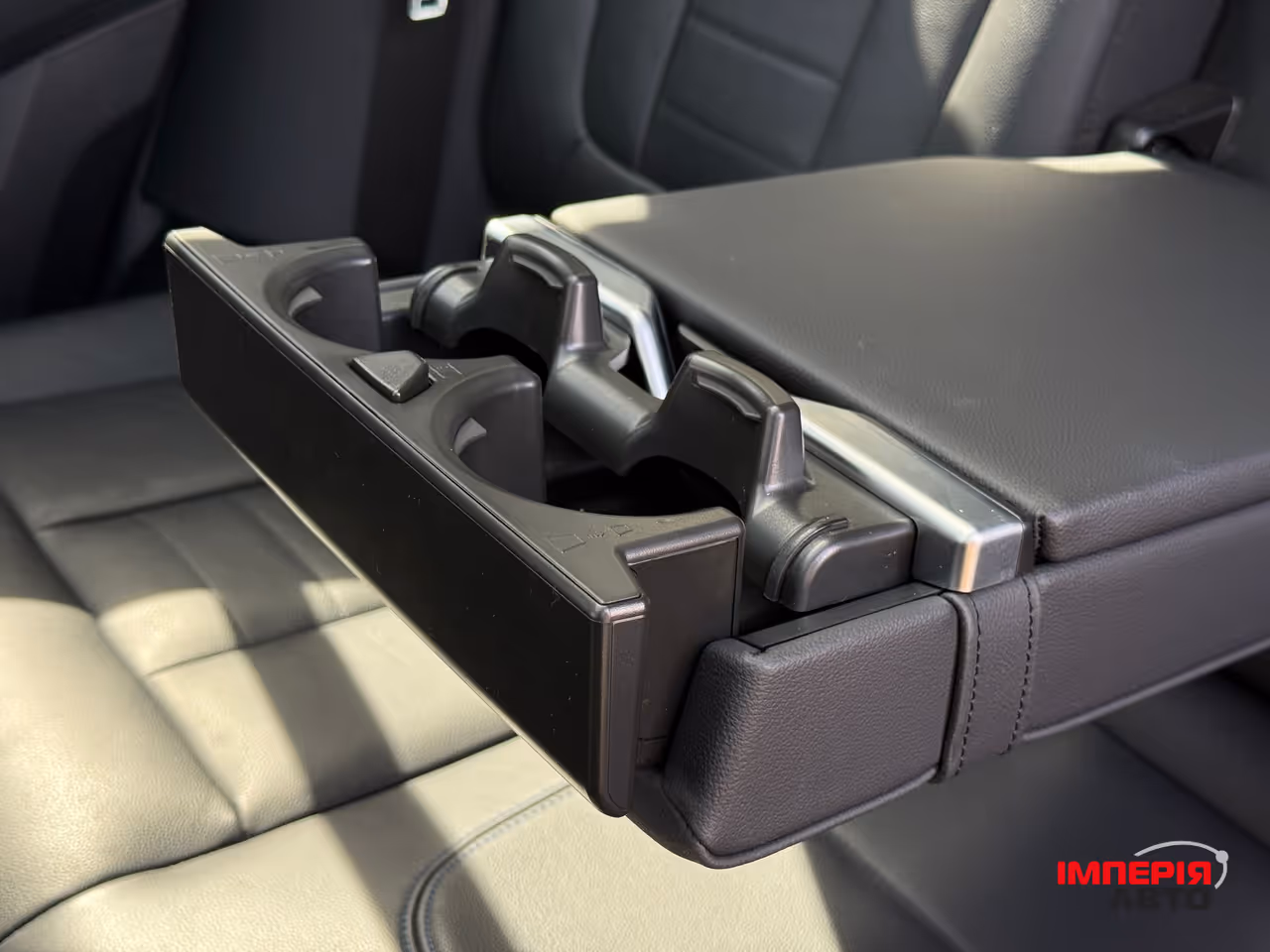 BMW iX3 - фото 31