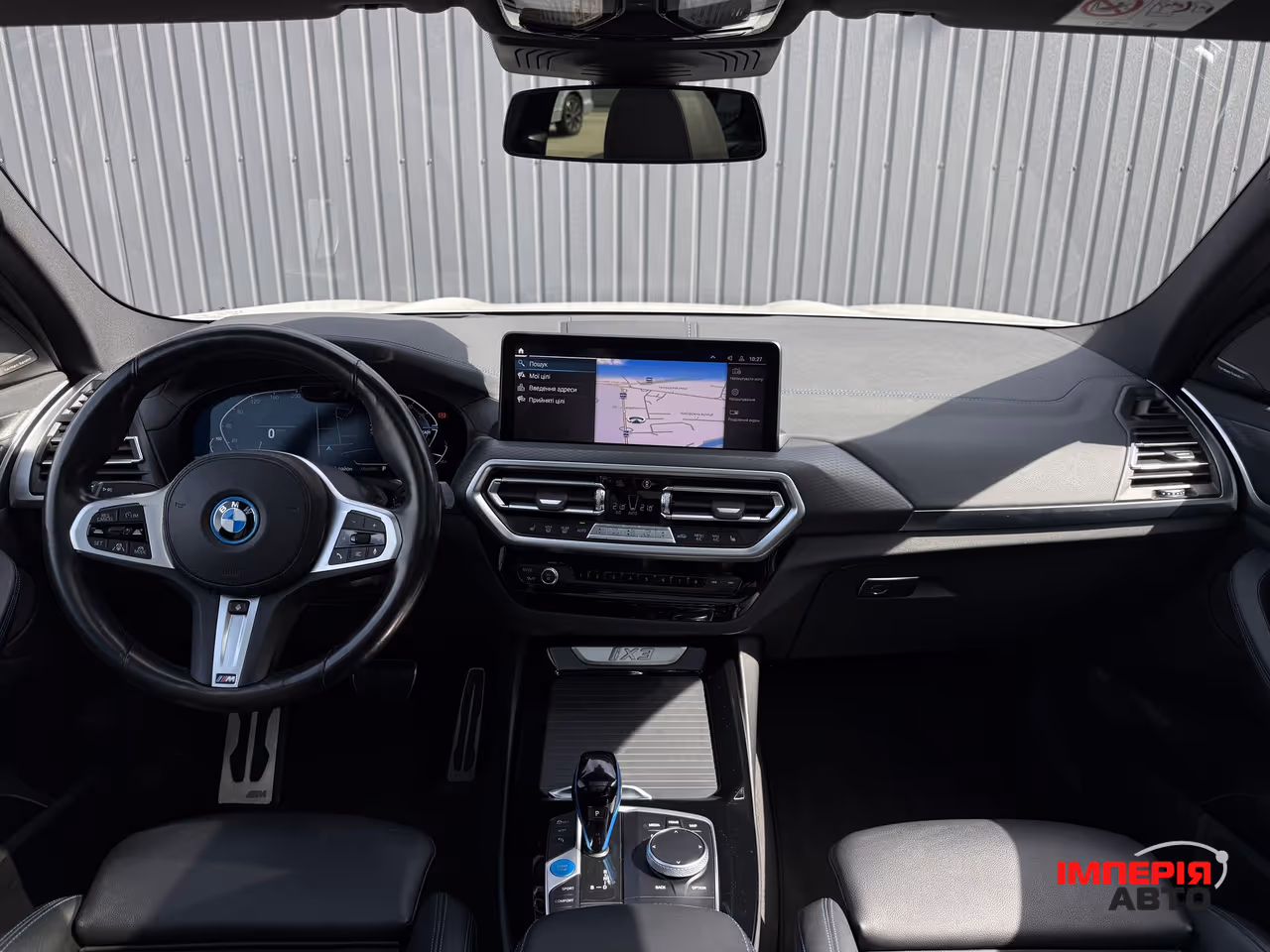 BMW iX3 - фото 32