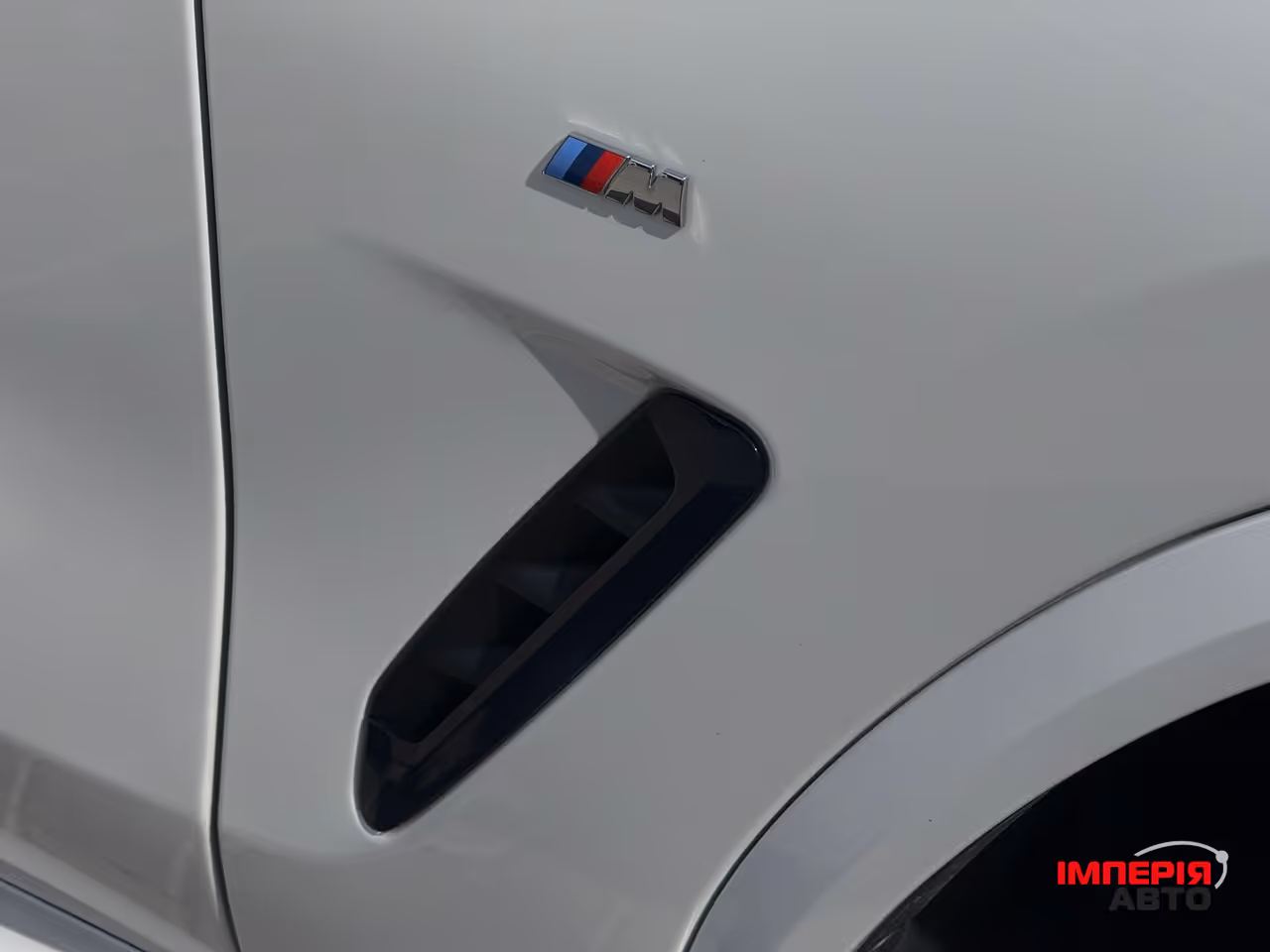 BMW iX3 - фото 15