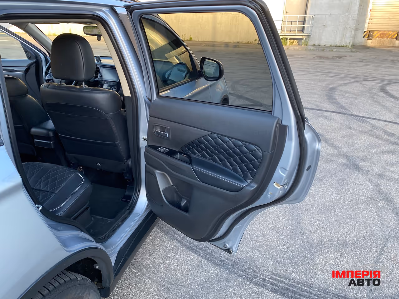 Mitsubishi Outlander - фото 39