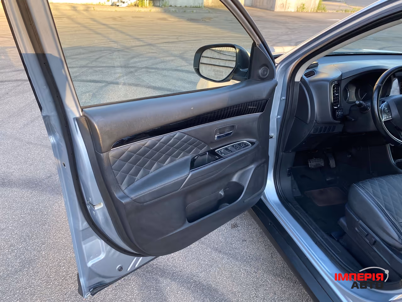Mitsubishi Outlander - фото 29