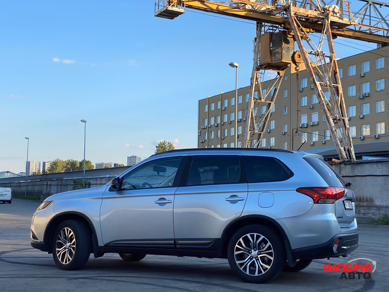 Mitsubishi Outlander - фото 24