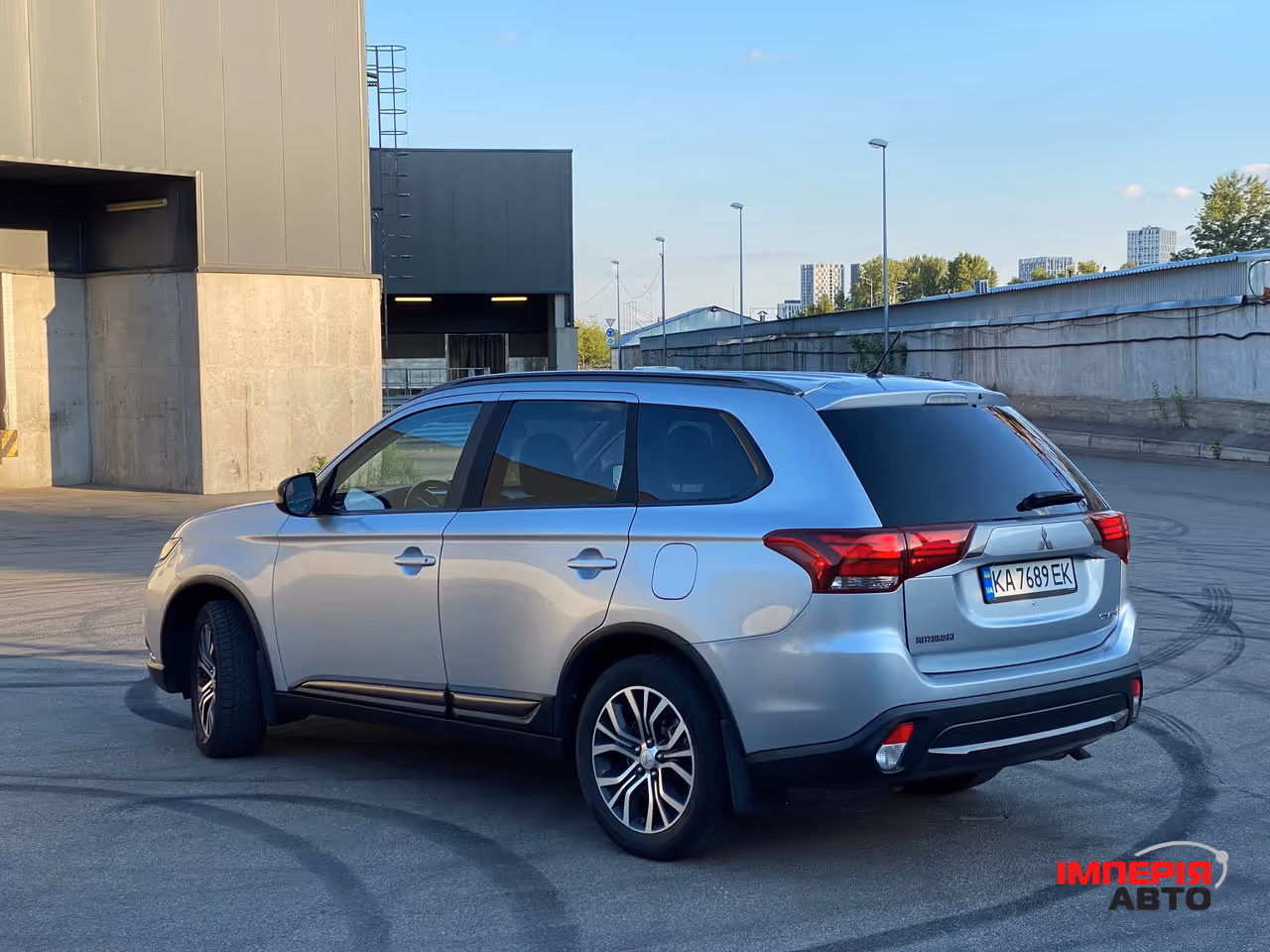 Mitsubishi Outlander - фото 21