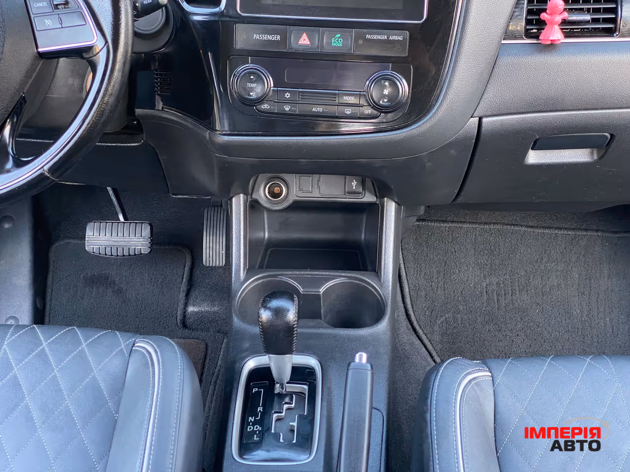 Mitsubishi Outlander - фото 51