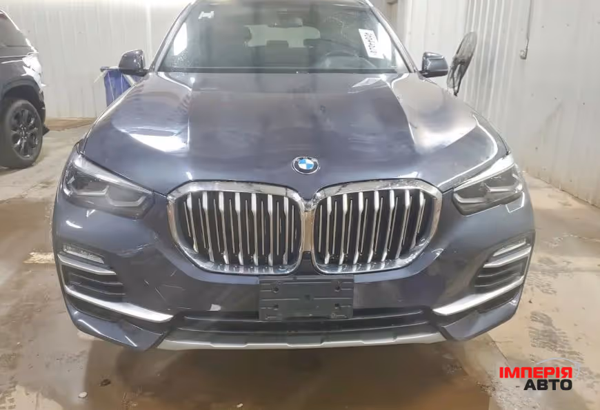 BMW X5 - фото 1