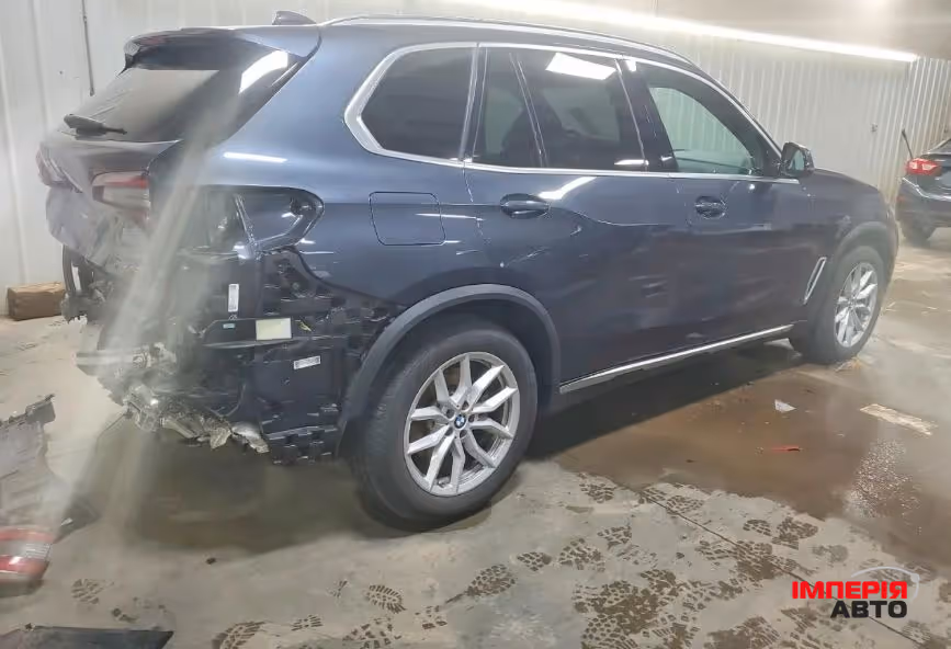 BMW X5 - фото 4