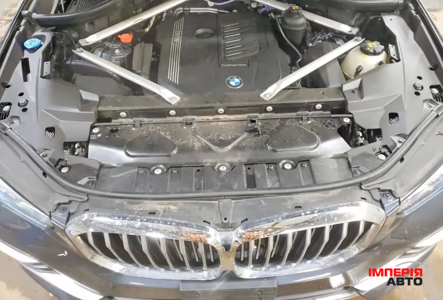 BMW X5 - фото 11