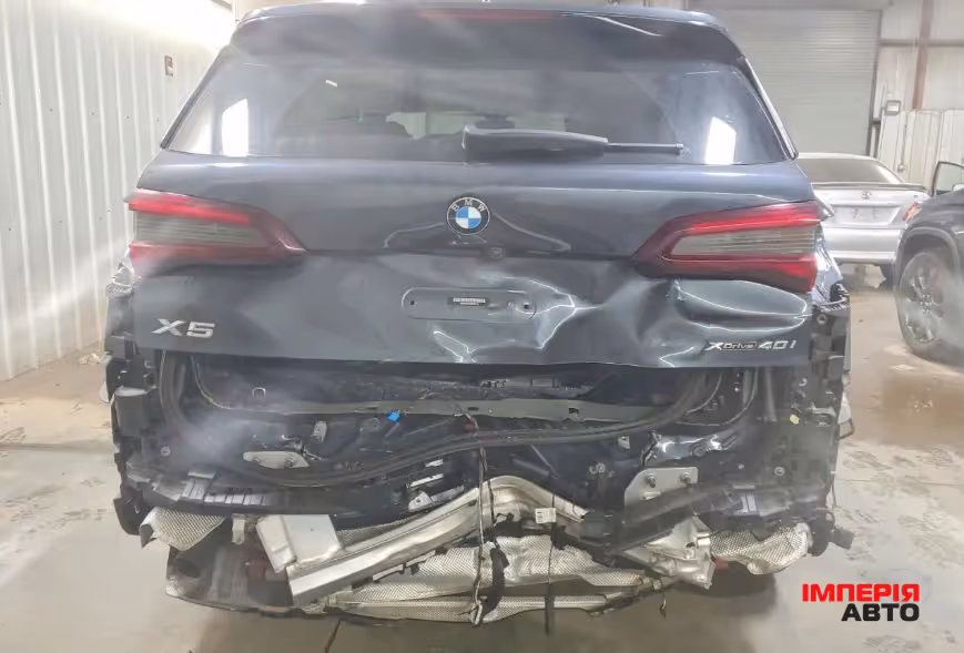 BMW X5 - фото 6