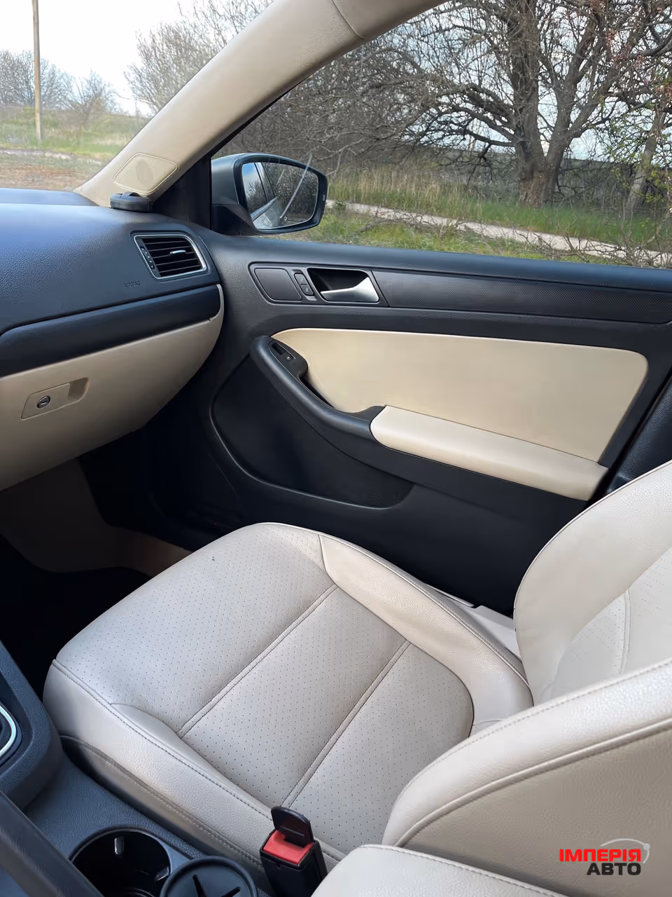 Volkswagen Jetta - фото 9