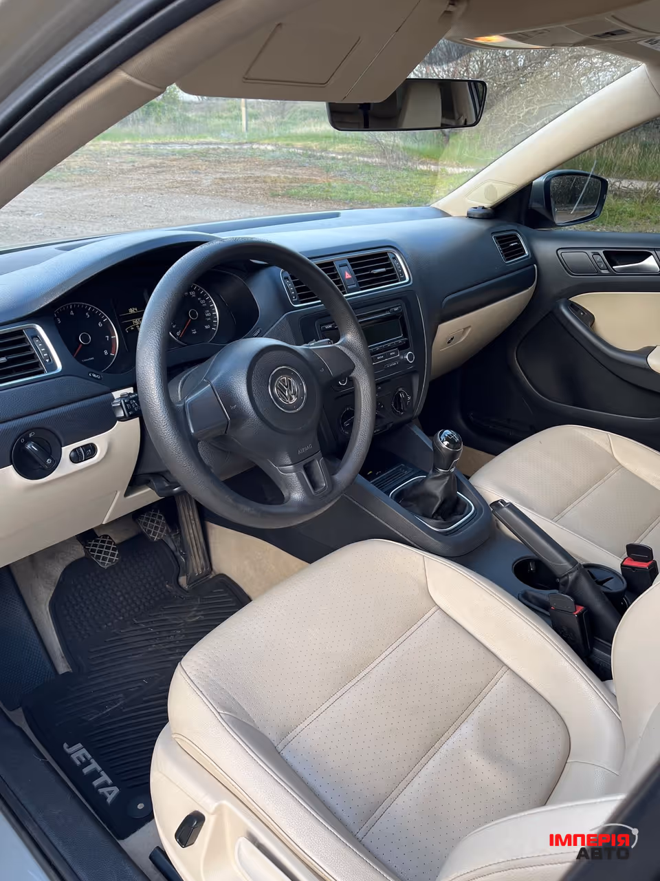 Volkswagen Jetta - фото 10