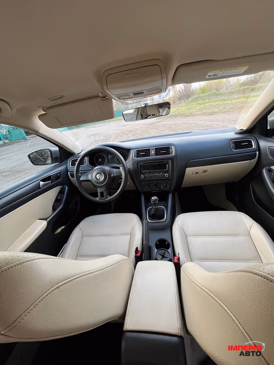 Volkswagen Jetta - фото 5