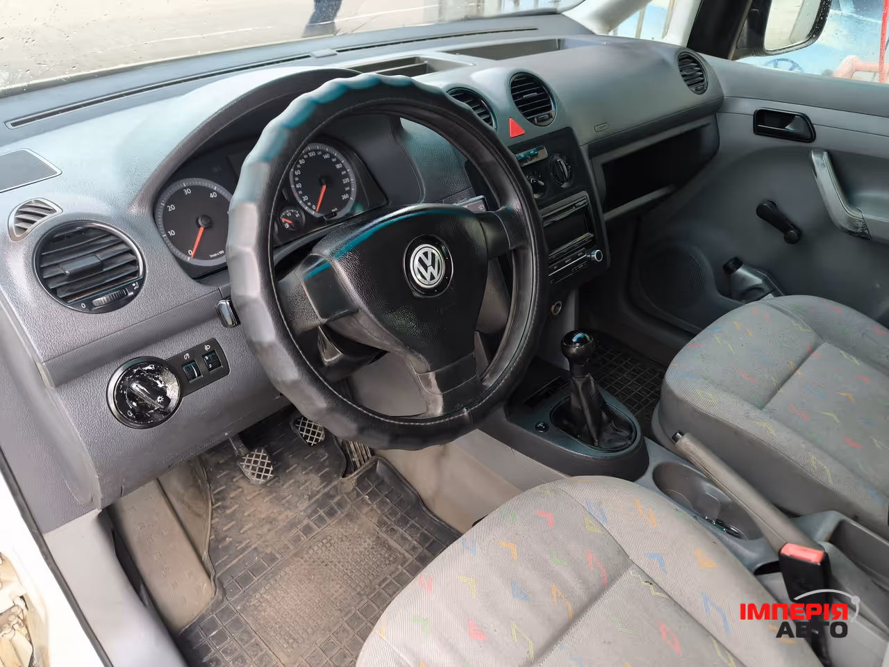 Volkswagen Caddy - фото 8
