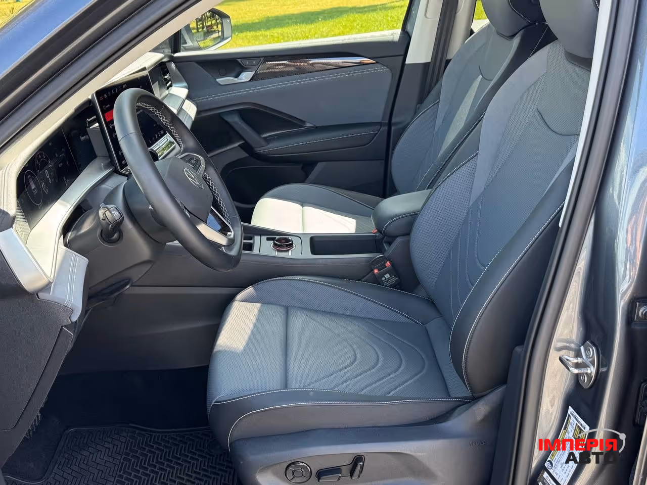 Volkswagen Tiguan - фото 12