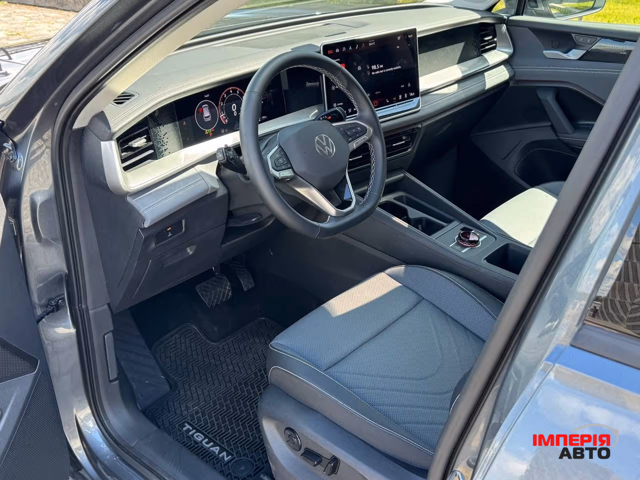 Volkswagen Tiguan - фото 10