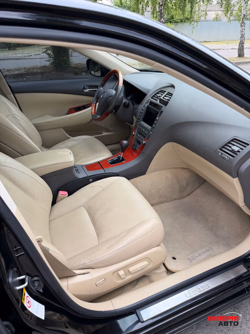 Lexus ES - фото 15