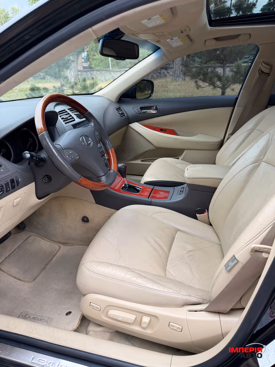 Lexus ES - фото 11