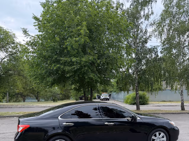 Lexus ES - фото 3