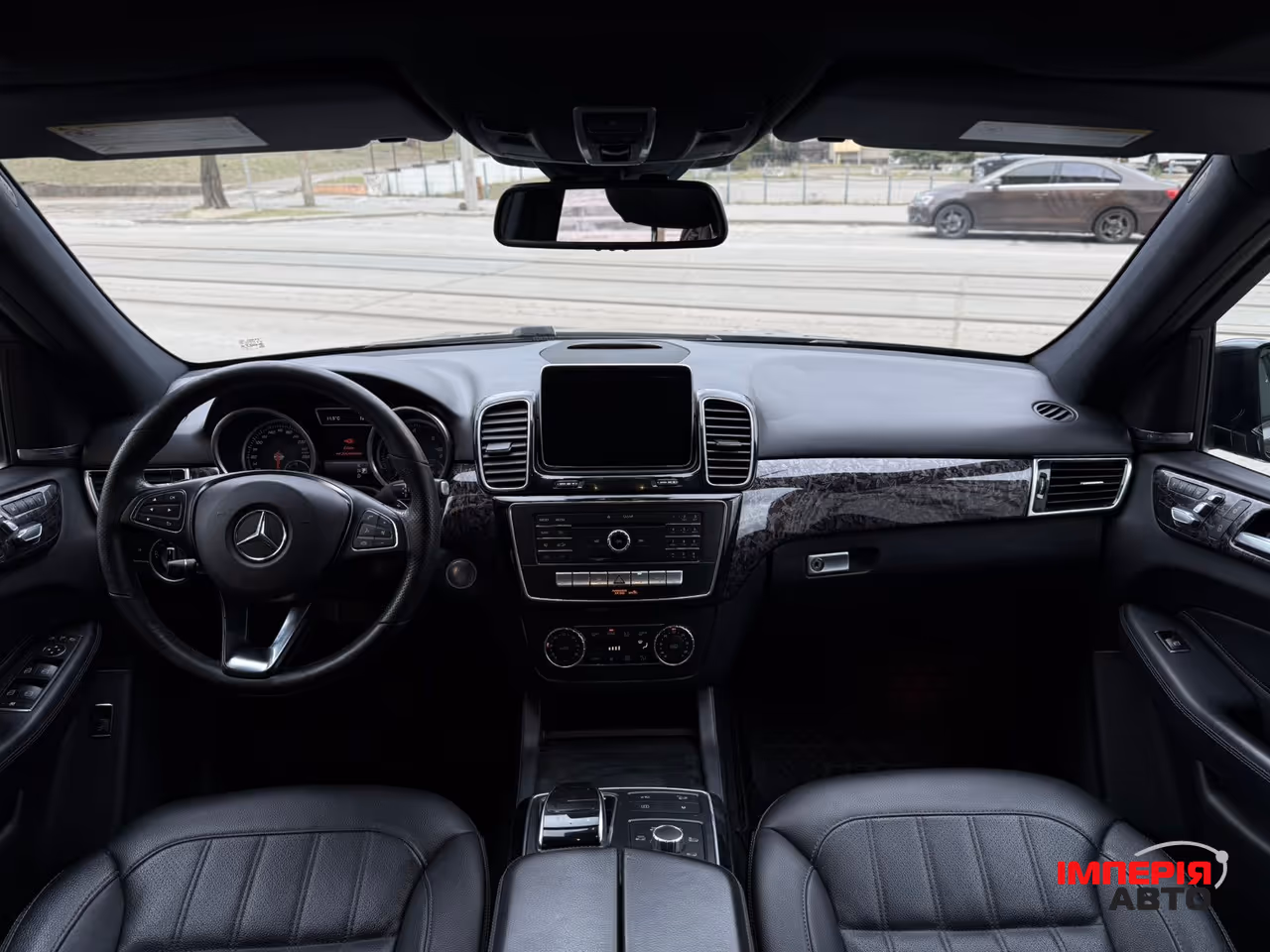 Mercedes-Benz GLE - фото 9