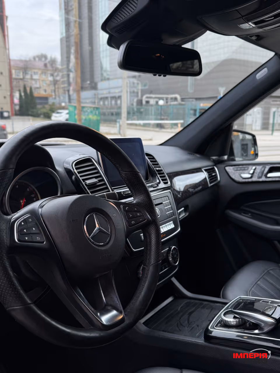Mercedes-Benz GLE - фото 10
