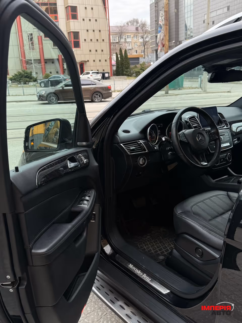 Mercedes-Benz GLE - фото 7