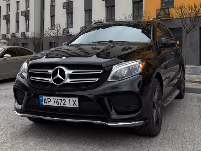 Mercedes-Benz GLE - фото 5