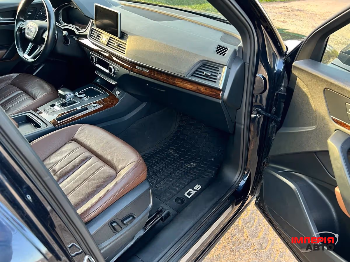 Audi Q5 - фото 22