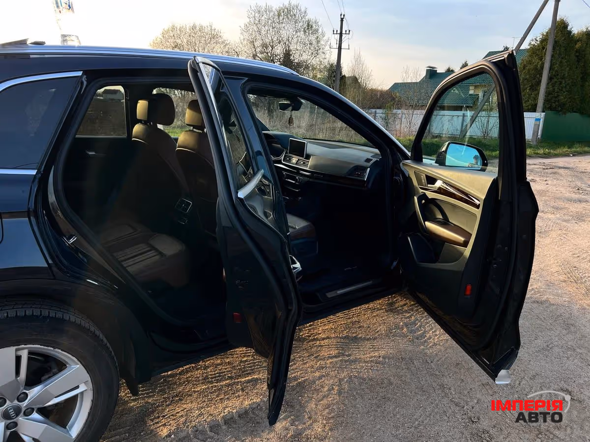 Audi Q5 - фото 7