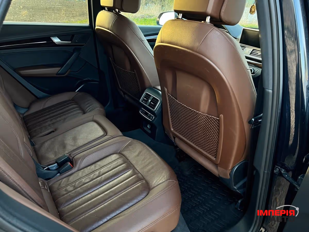 Audi Q5 - фото 17